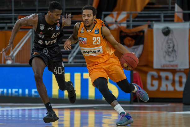 胜利引人注 胜利引人注