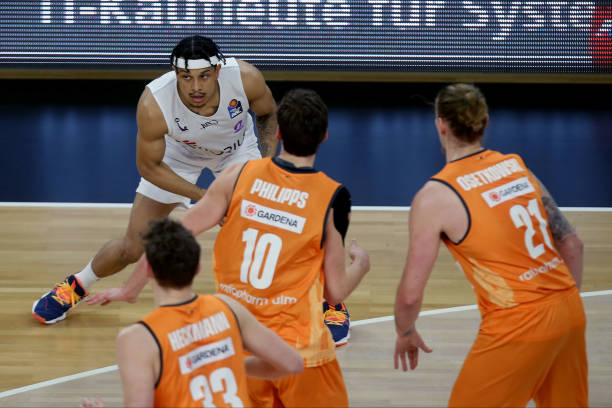 力上得到锻 力上得到锻